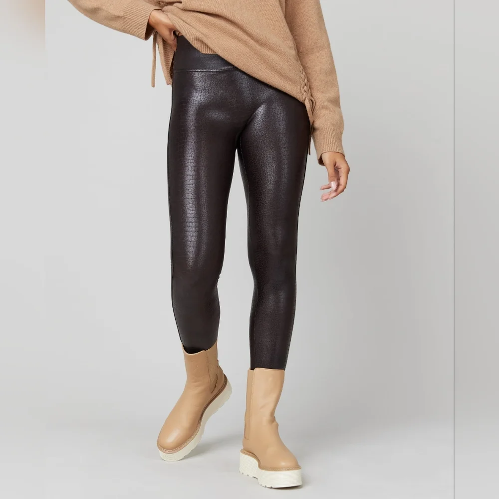 Spanx Brown Faux Leather Croc Shine Leggings Size Medium - Picture 5 of 13